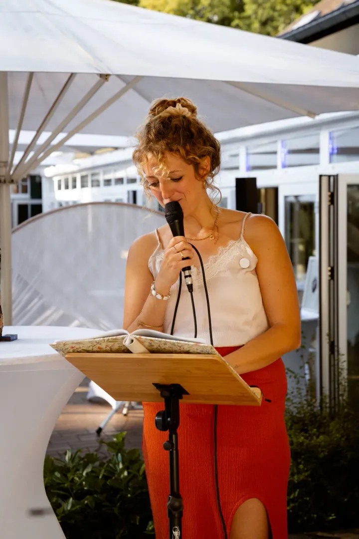 Annica mit einem Brautpaar